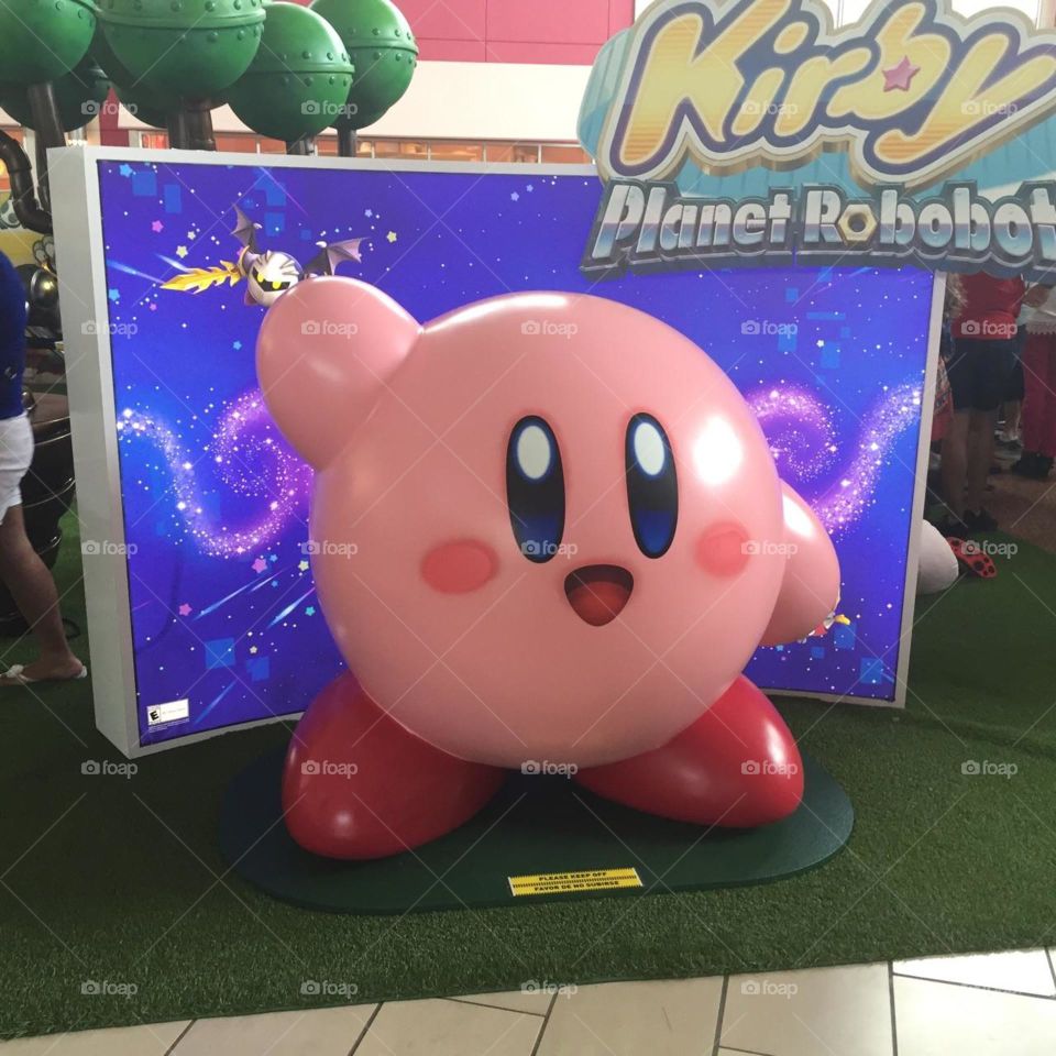 Kirby at the mall