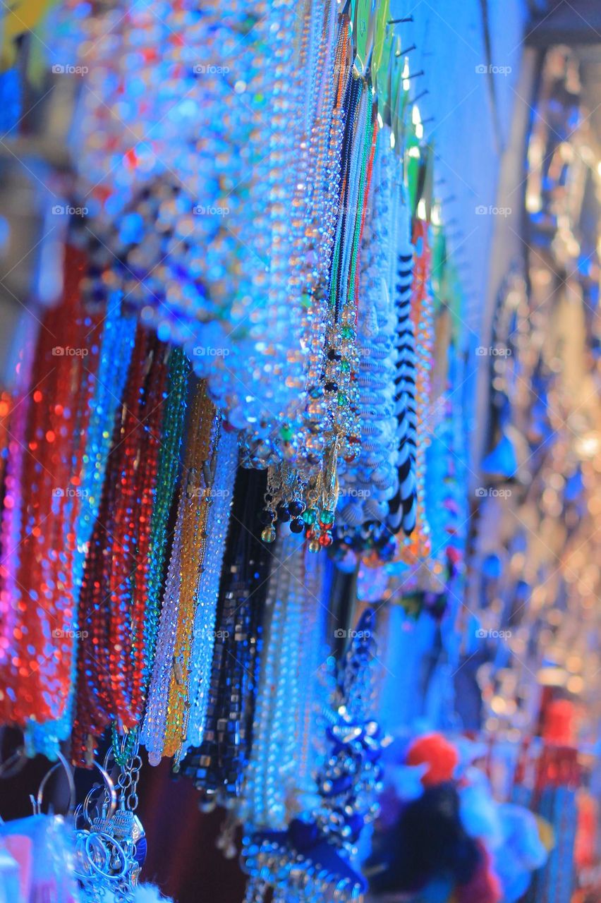 Colors, like features, follow the changes of the emotions✨