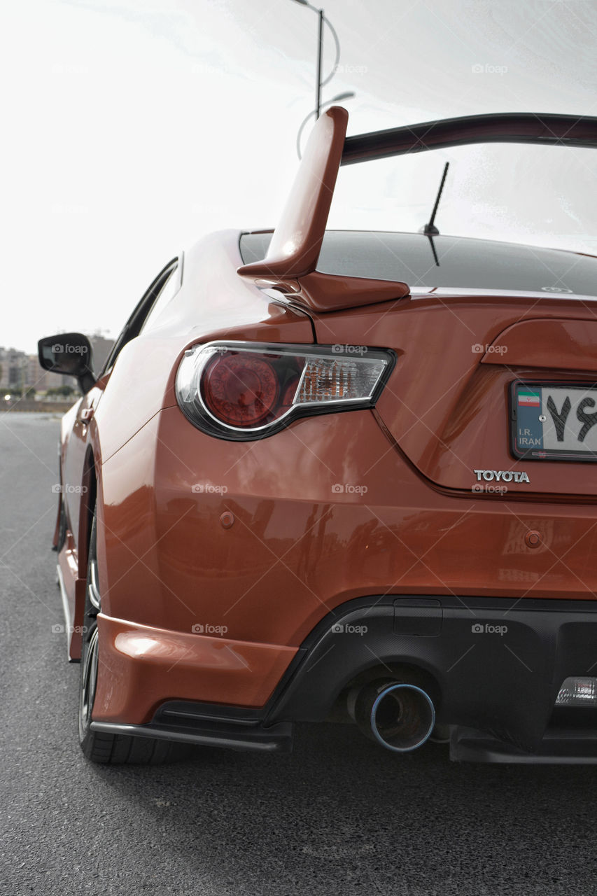 copper Toyota GT 86 taillight