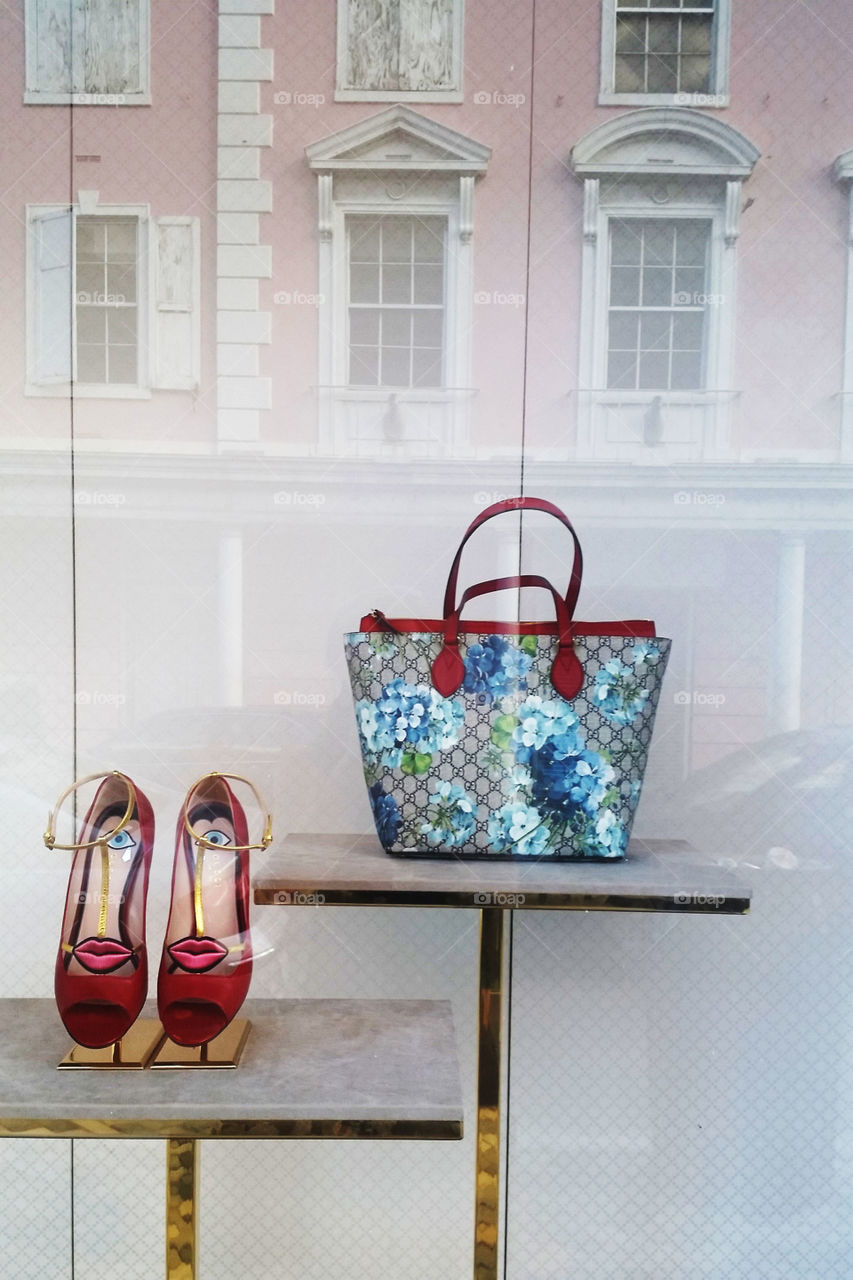 Purse and Shoe Display with reflection