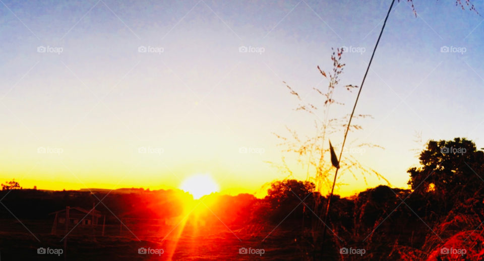 🌄🇺🇸 An extremely beautiful dawn in Jundiaí, interior of Brazil. Cheer the nature! / 🇧🇷 Um amanhecer extremamente bonito em Jundiaí, interior do Brasil. Viva a natureza! 