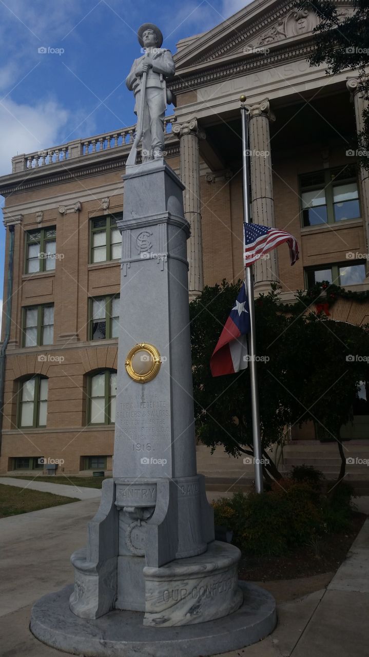 Confederate soldier monument