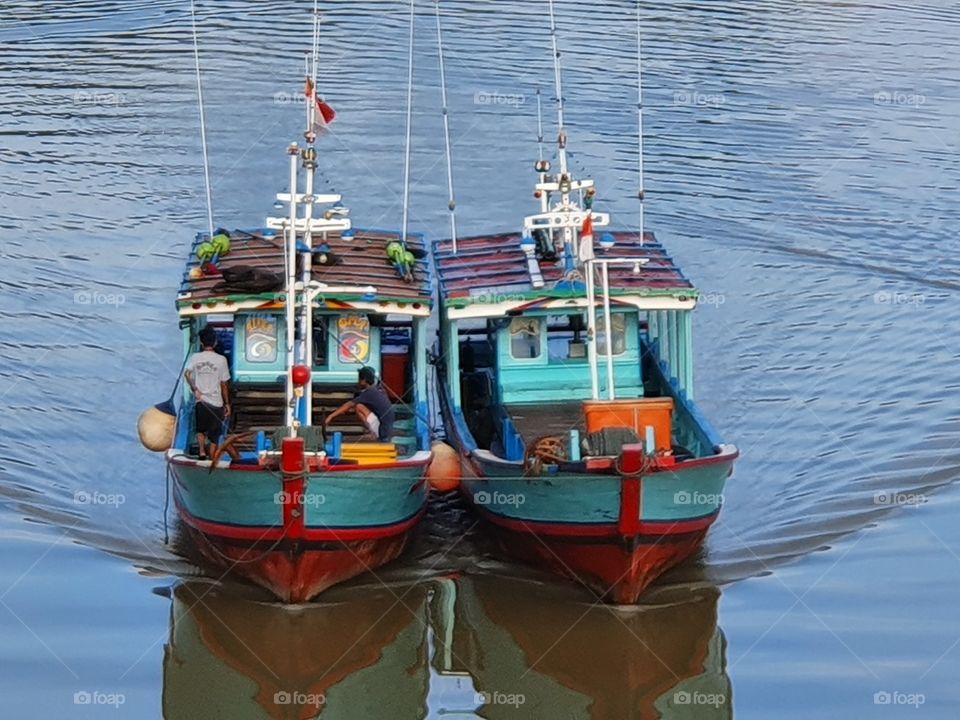 twin traditional boat