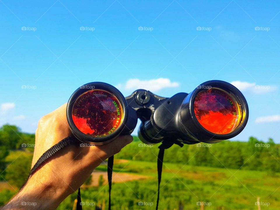 binocular