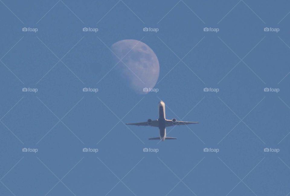 airline & lunar