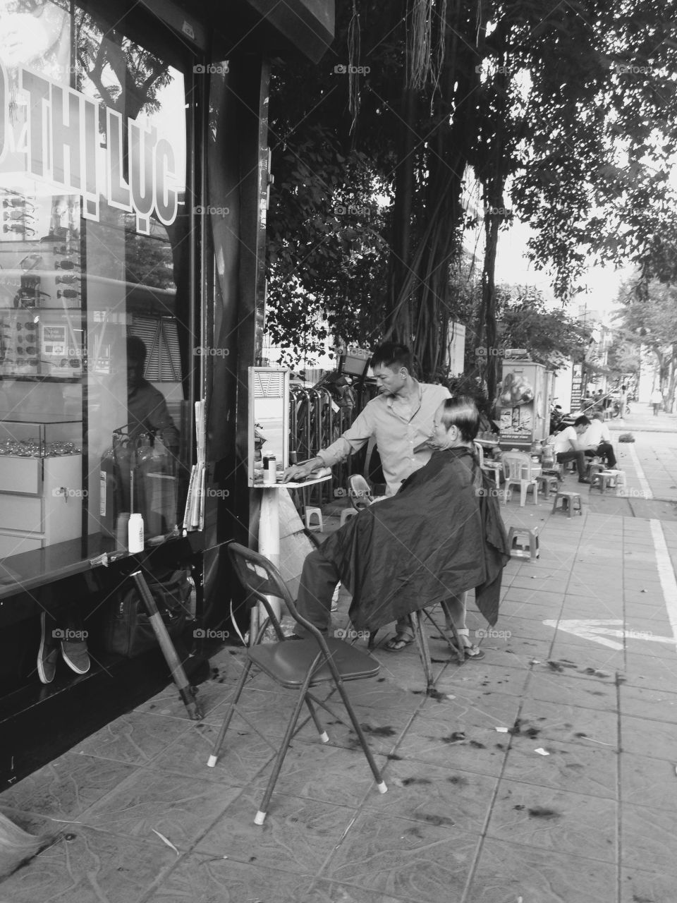 Street barber