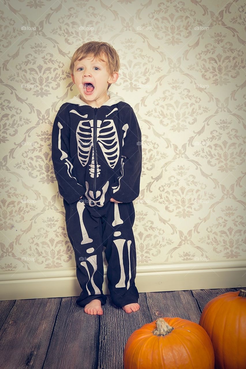 Spooky kid