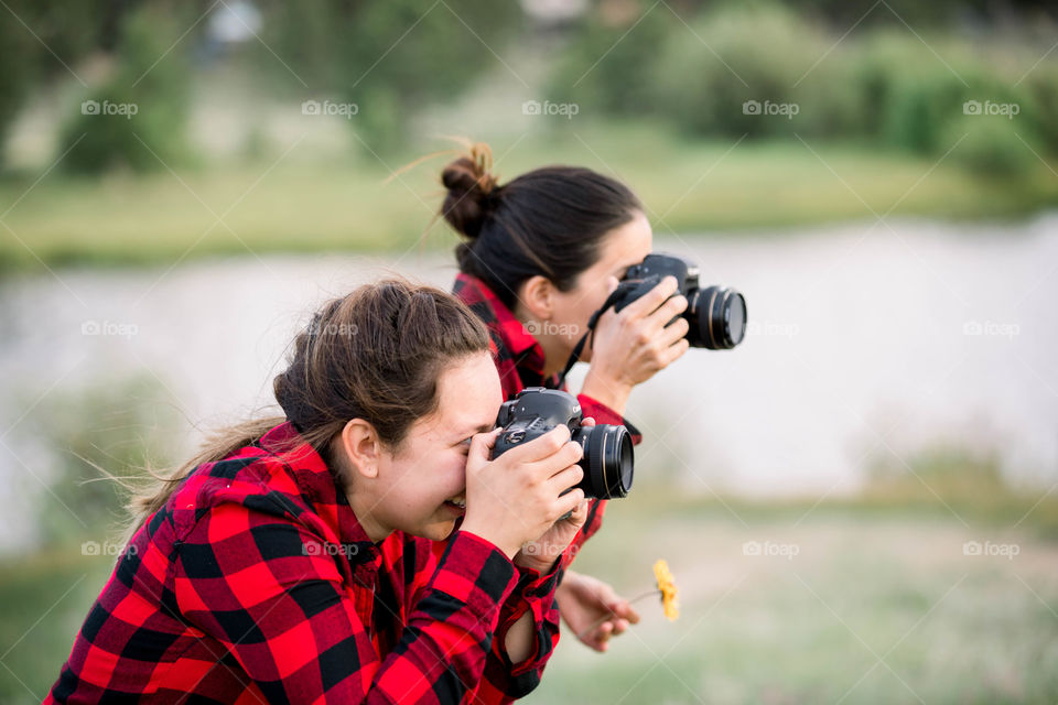 2 photographers