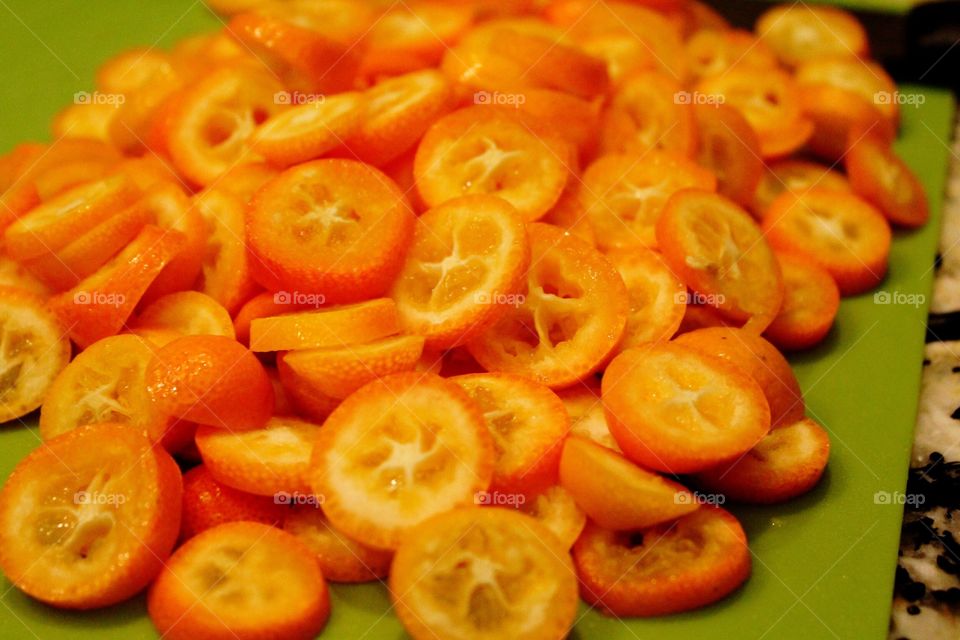 Sliced kumquats 