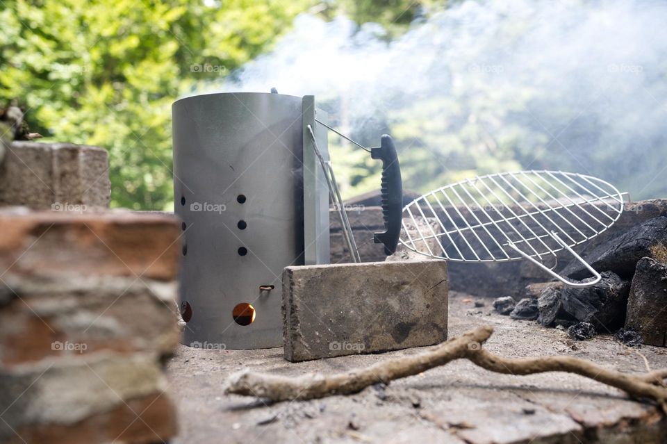 barbecue chimney in operation