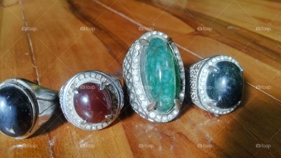 Four stone rings