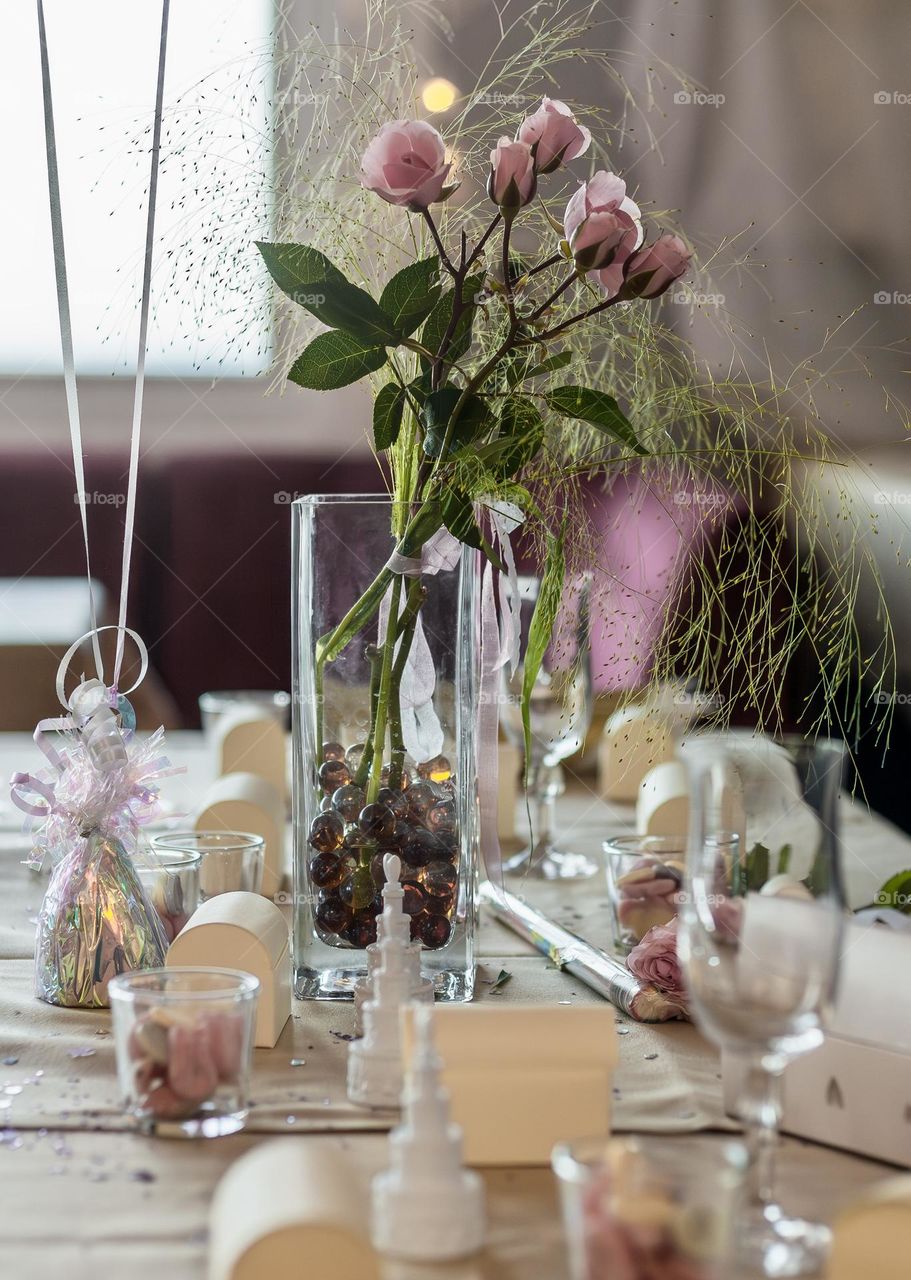 Table decorations at a wedding