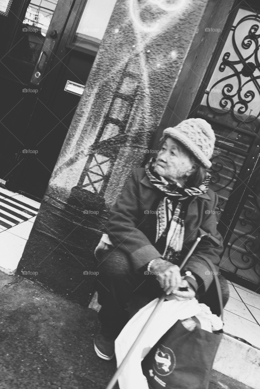 Old woman in San Francisco