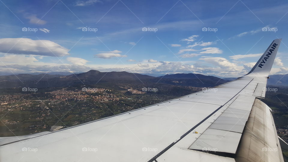 Descending to Rome's Ciampino airport with Ryanair you can view before Lago Albano Ponte di Ariccia. A monumental bridge, built in the mid-nineteenth century.