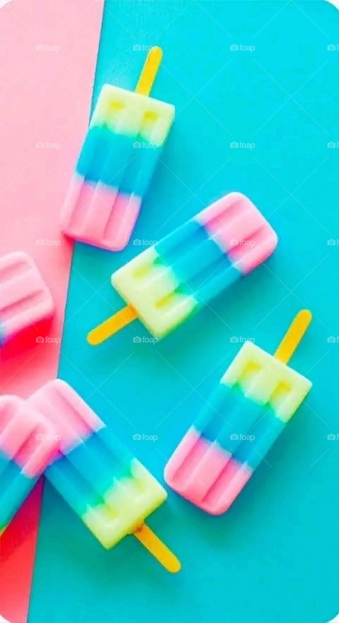 A very beautiful picture, and there is no better picture than it. There is no better picture of green herbs and colorful, red and white roses than it. Glory be to God, the natural and picturesque view, and there is no more wonderful picture than it.