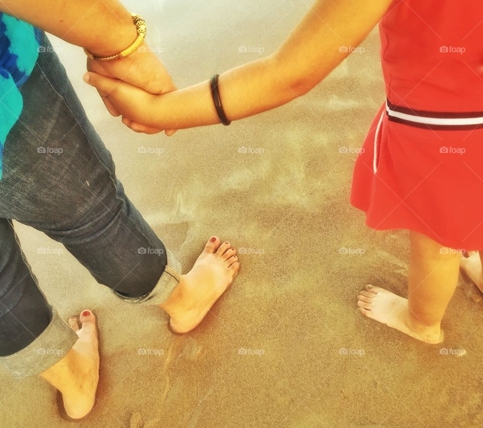 Mother & Daughter @ the beach