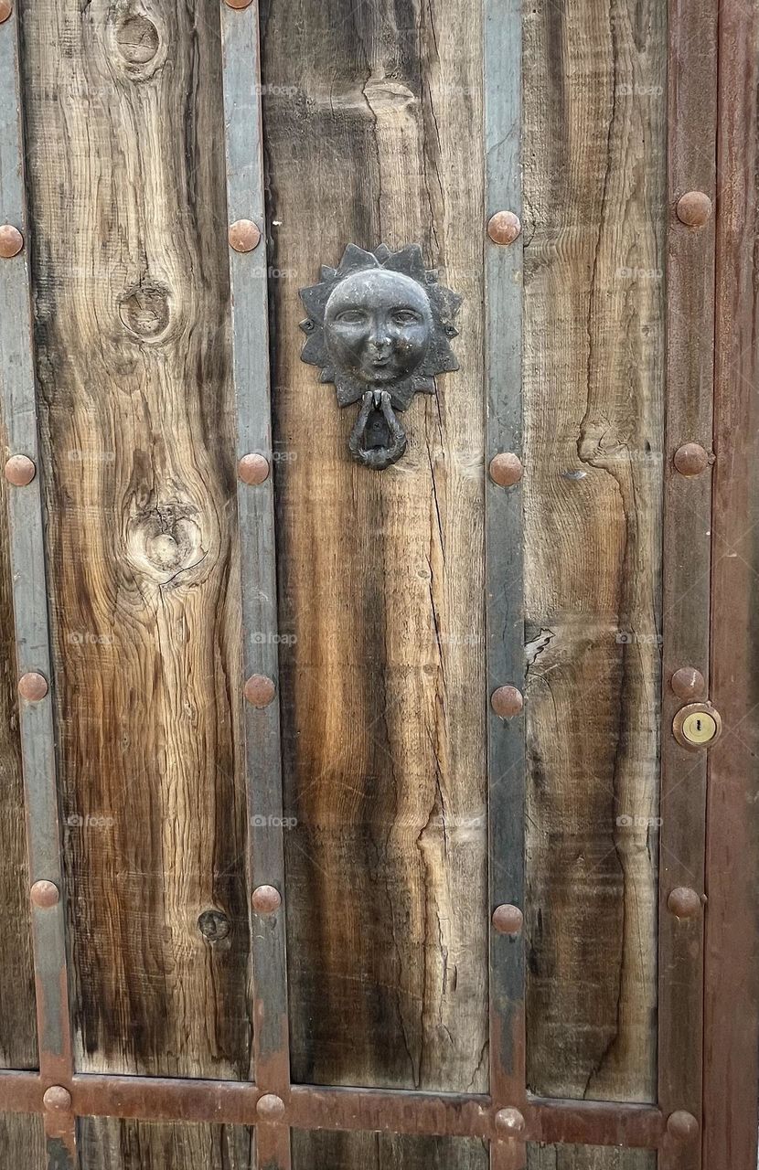 Wooden Door, Old Town Style 