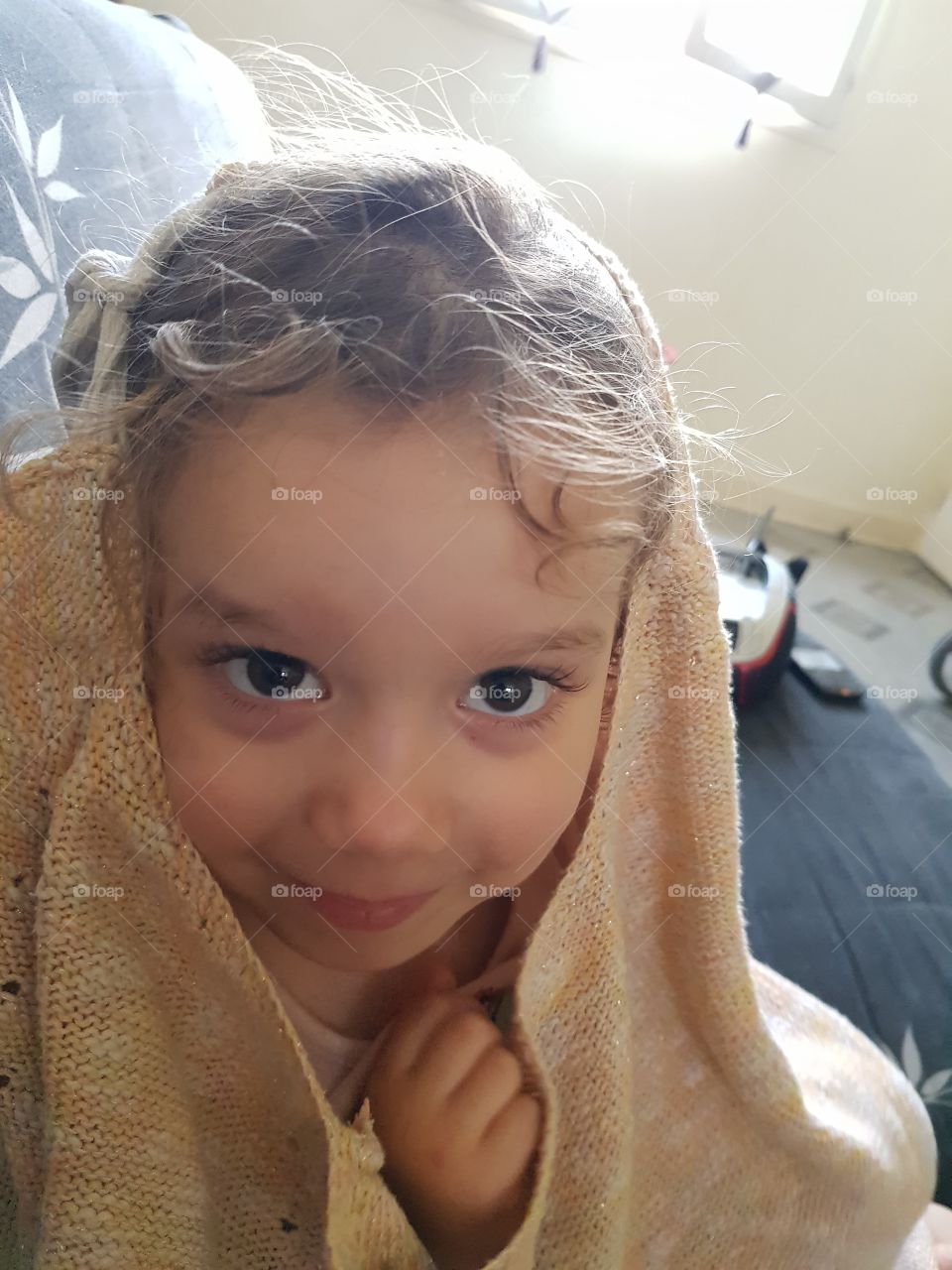 girl plays hide and seek