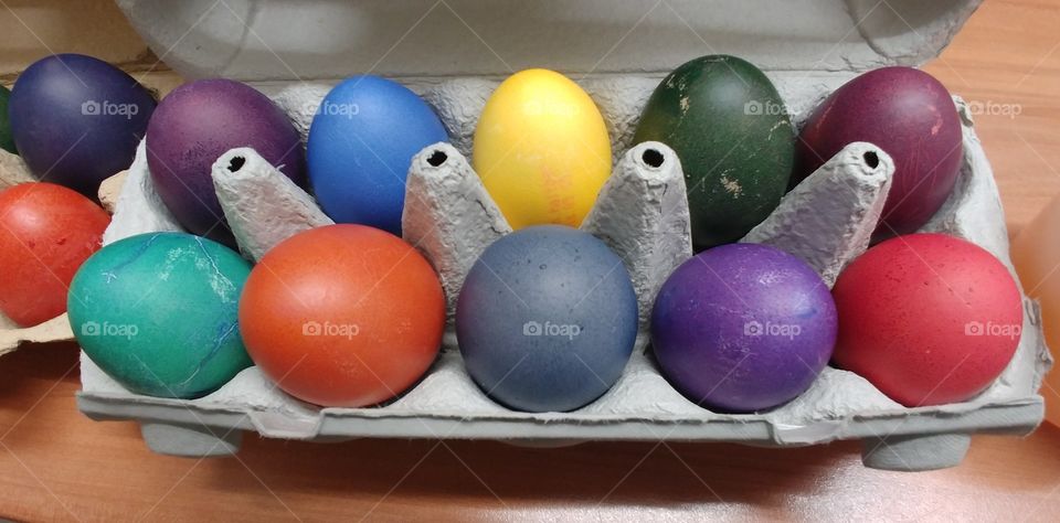 Eier bunt färben Farbe