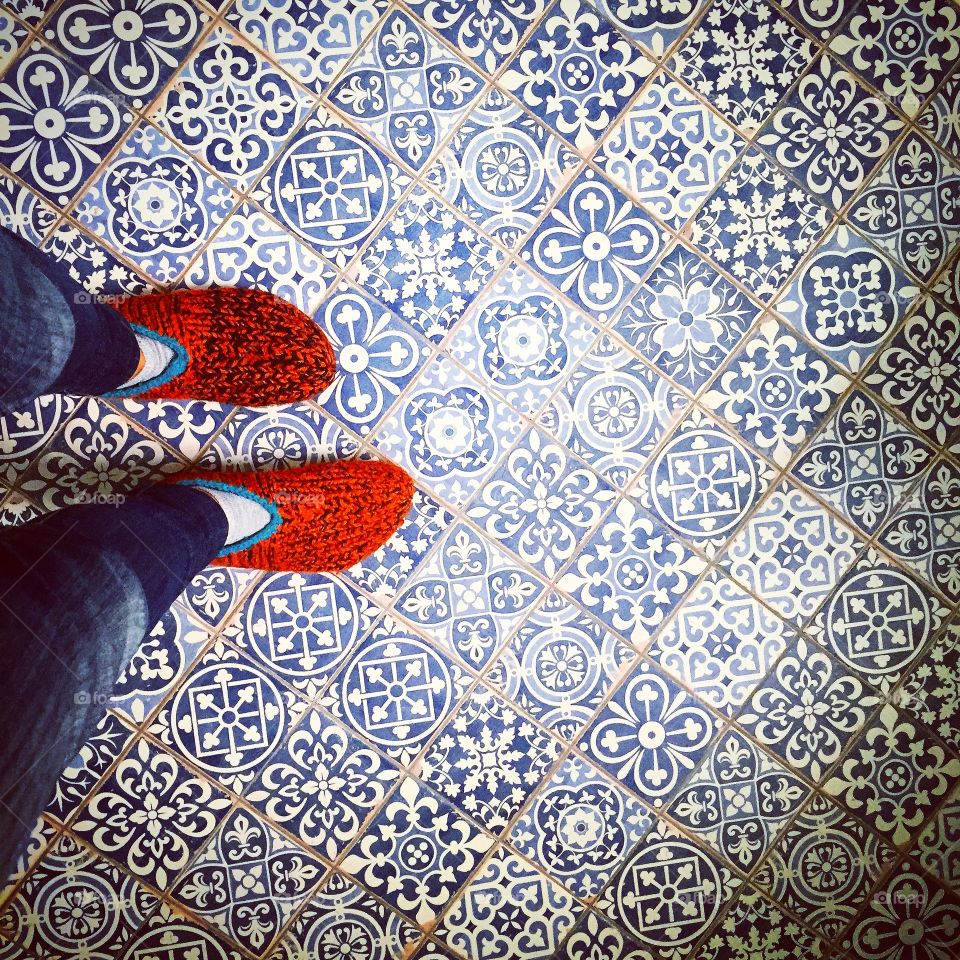 Morrocan love. Love this morrocan floors at my uncles. 