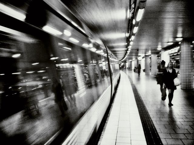 monochrome