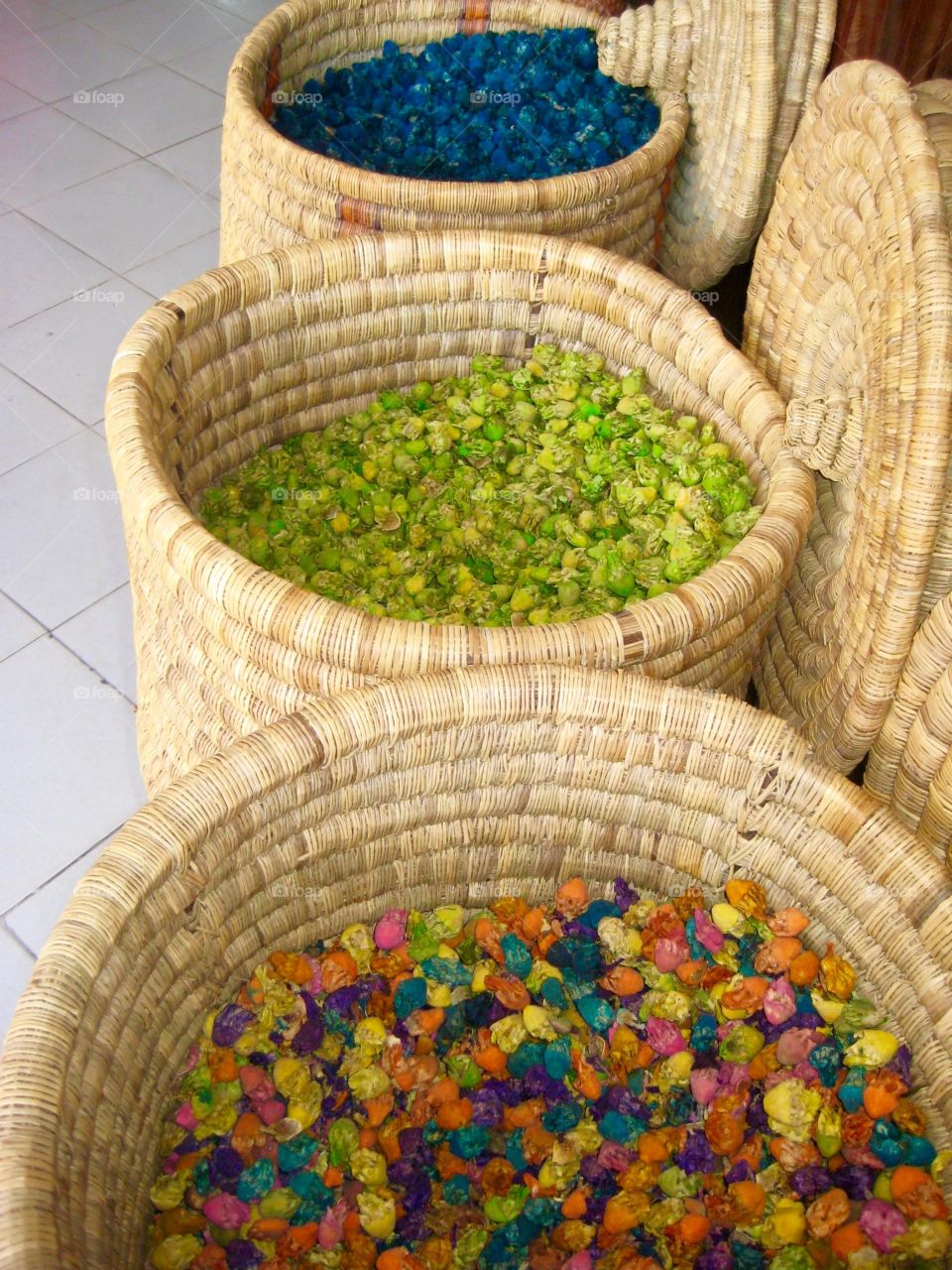 This is the flowers they use to make dyes and paints 