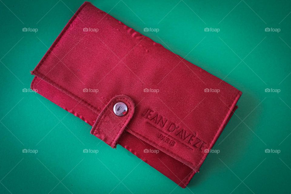 red wallet