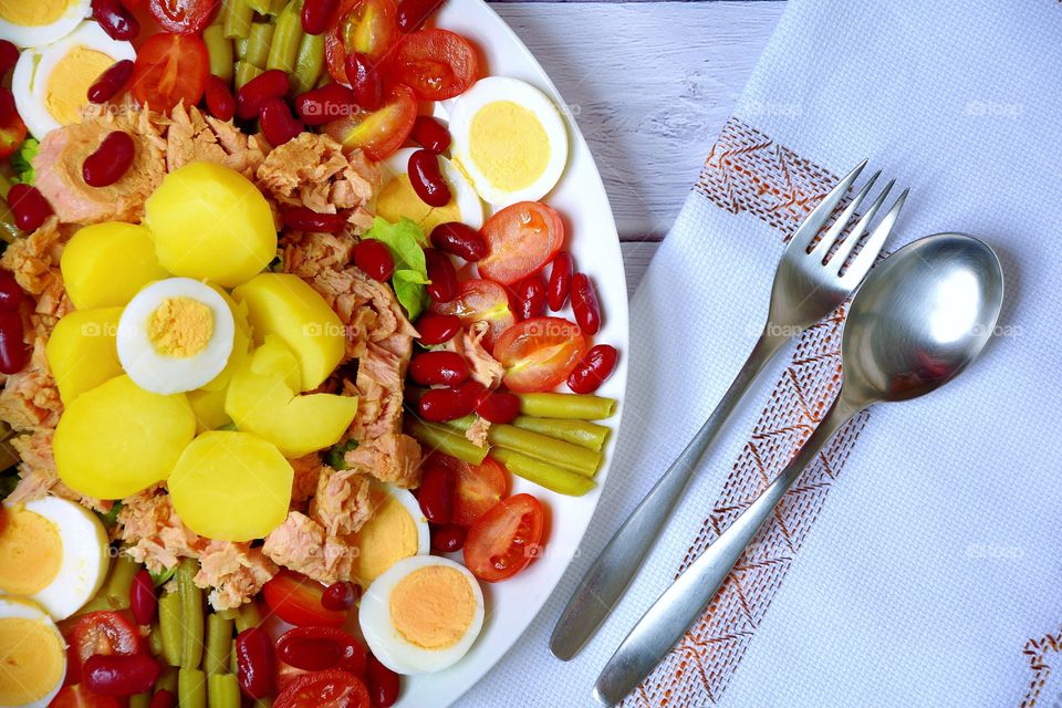 Close-up shot of salade niçoise