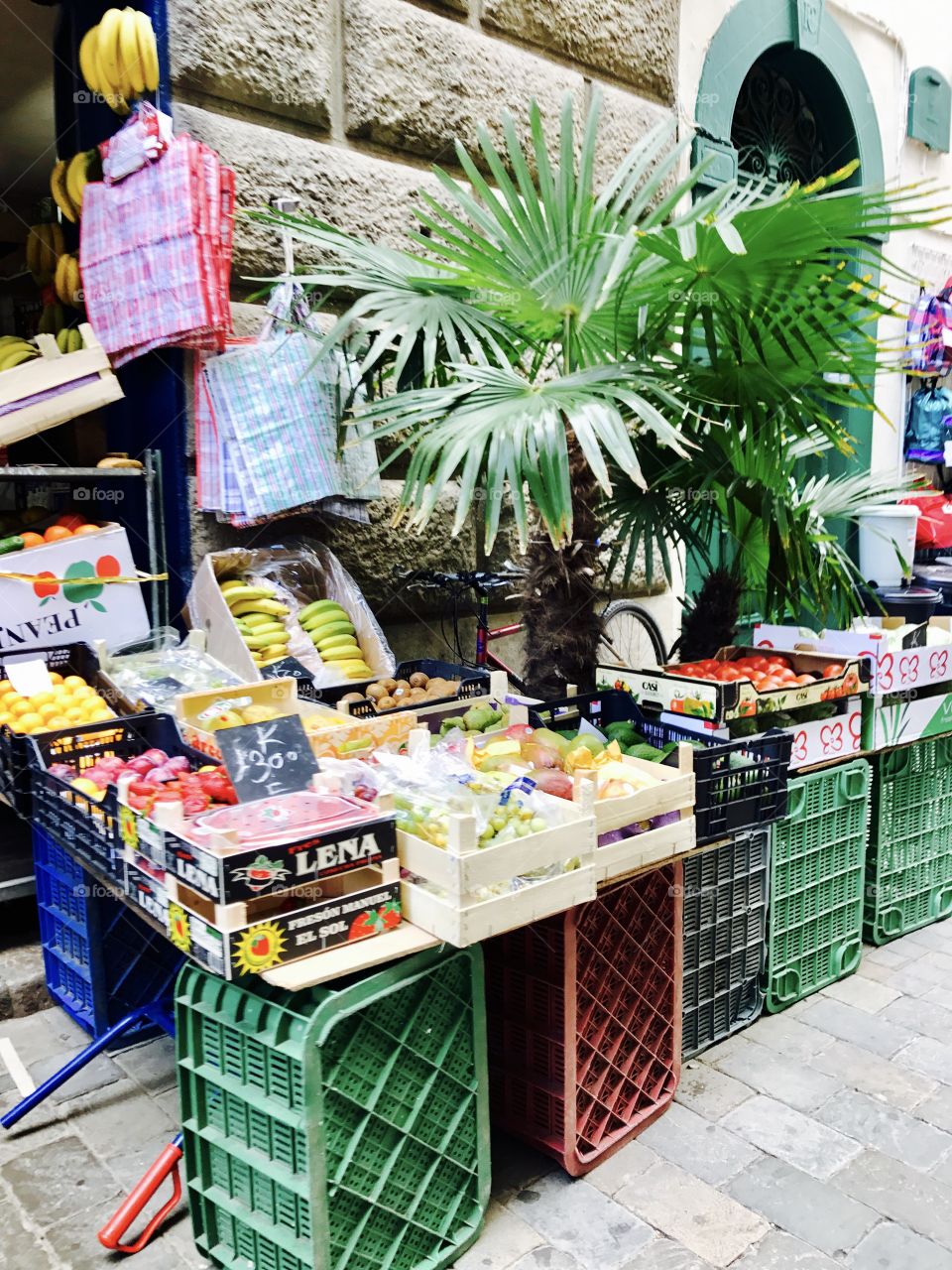 #fruit #veggies #stall #food