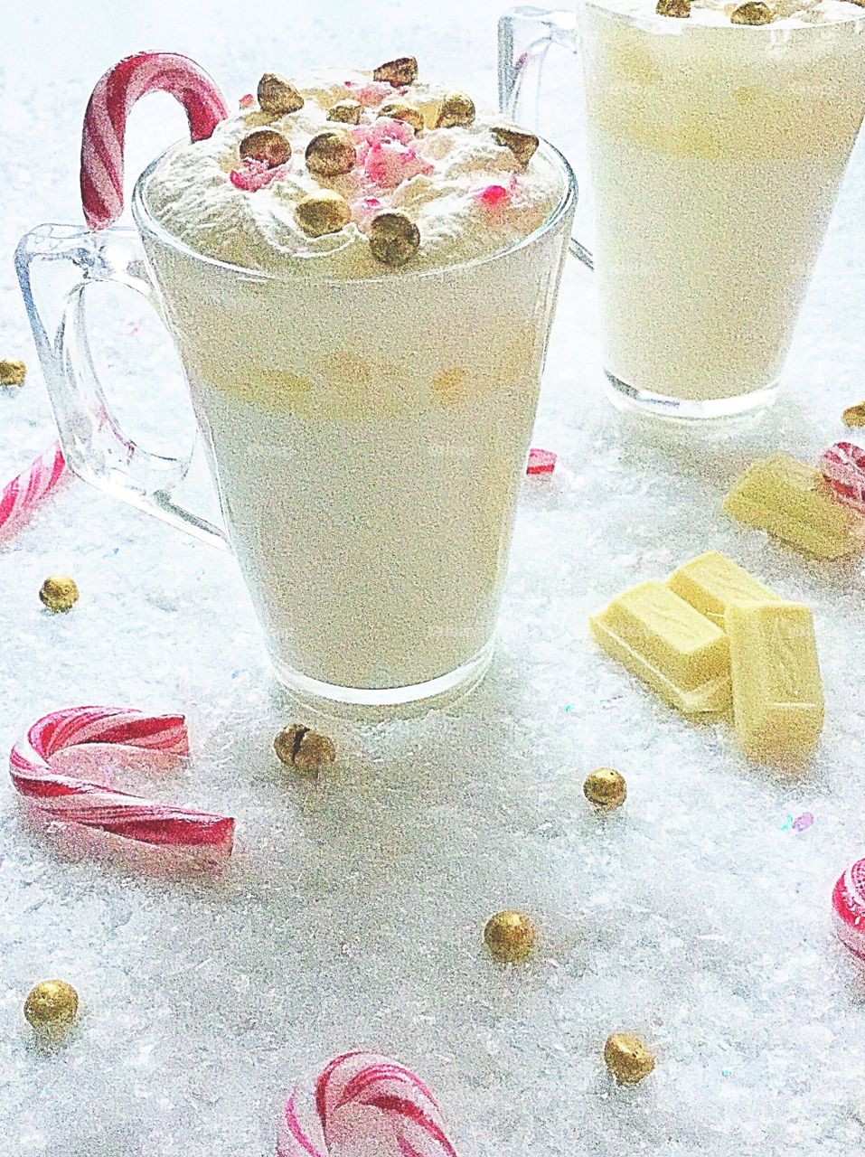 Peppermint white hot chocolate with gold edible digestive biscuits 
