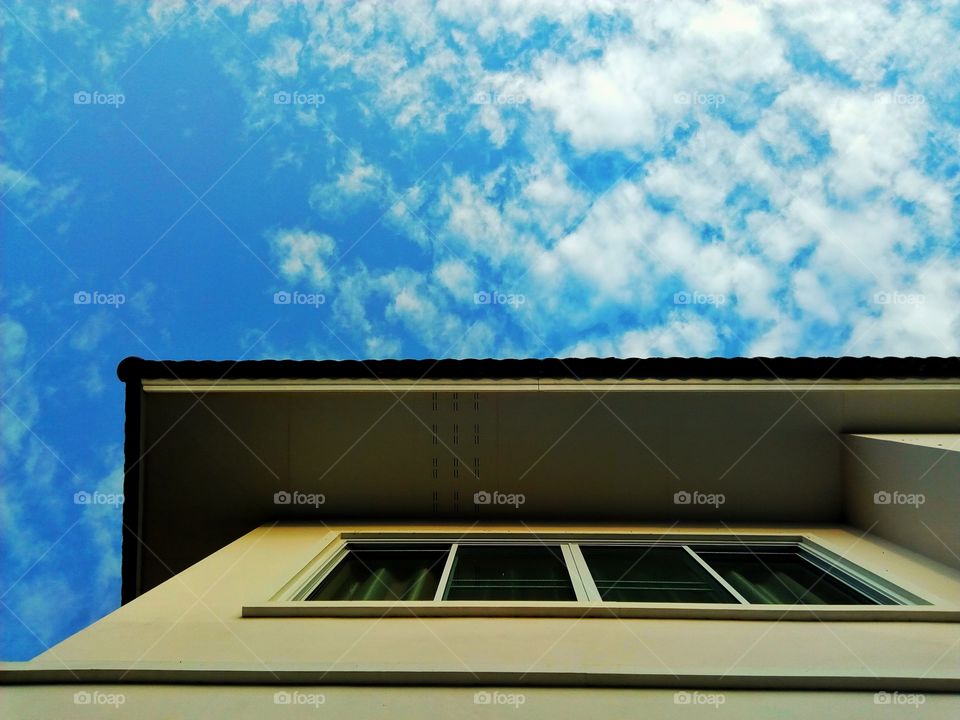 sky,roof
