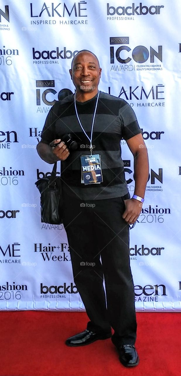 photography makes me smile, I enjoy and it puts a smile on my face