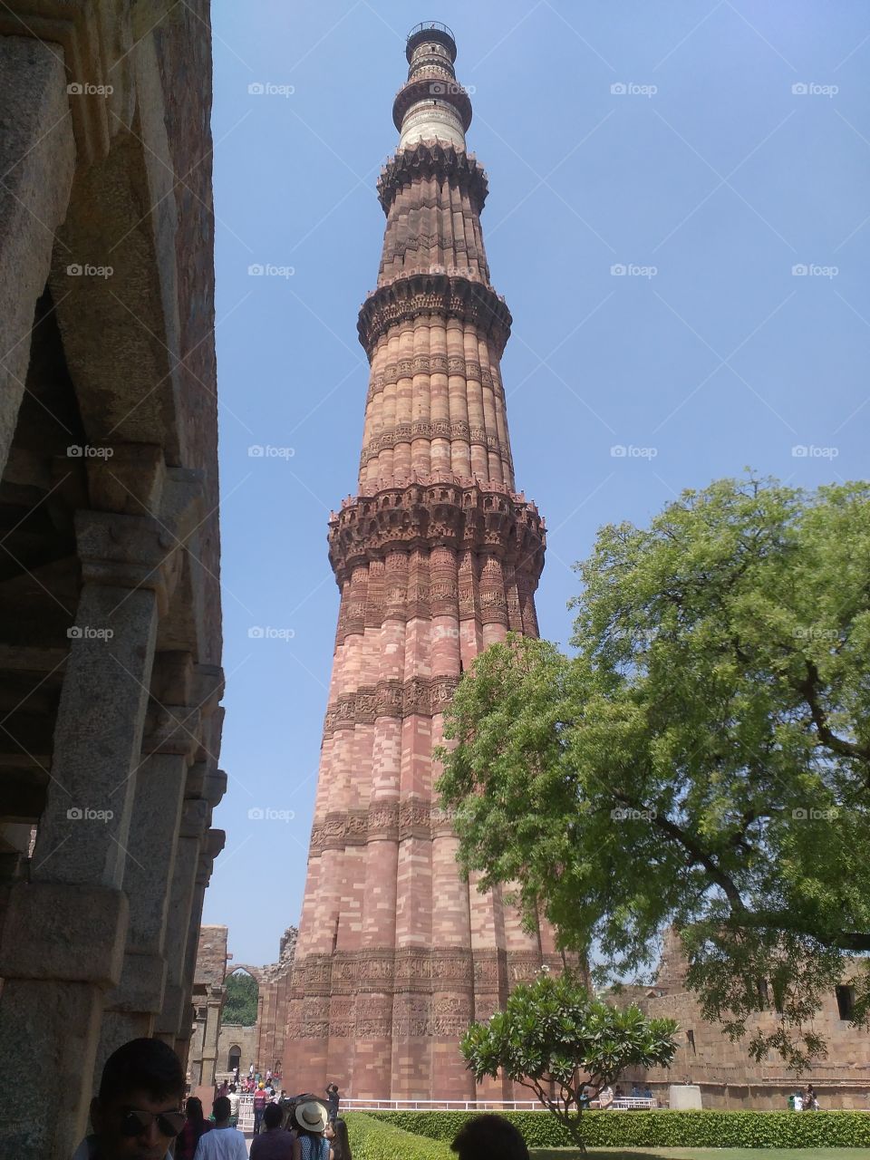 a historical place Delhi
kutubmeenar
India