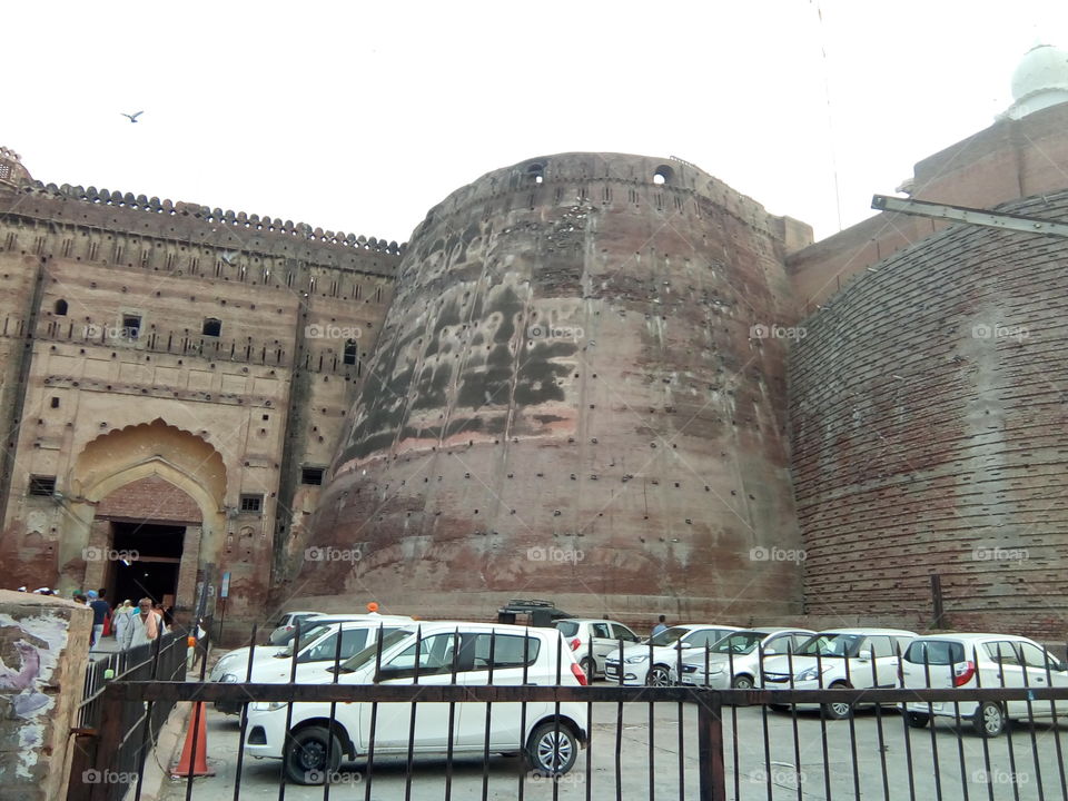 an ancient fort of Bathinda city- a monument protected by Govt Of India.