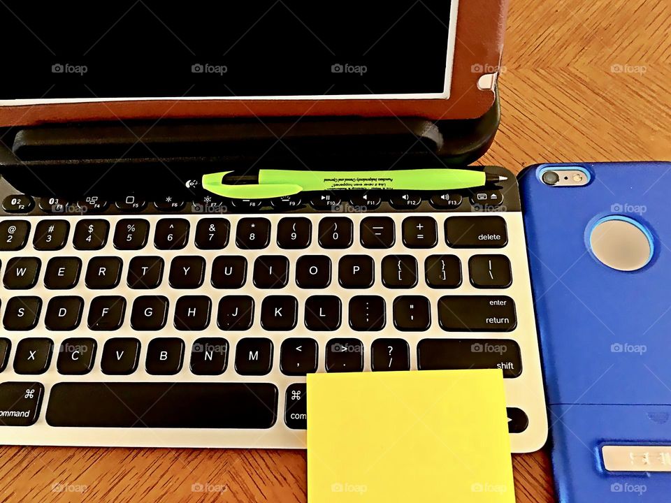 A working desk for all your needs.