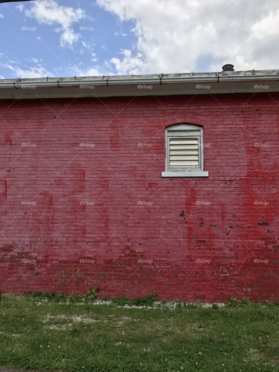 Vintage red building 