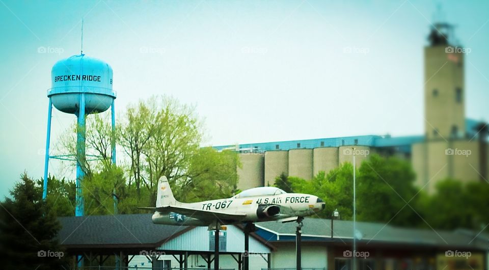 Air force shark display plane