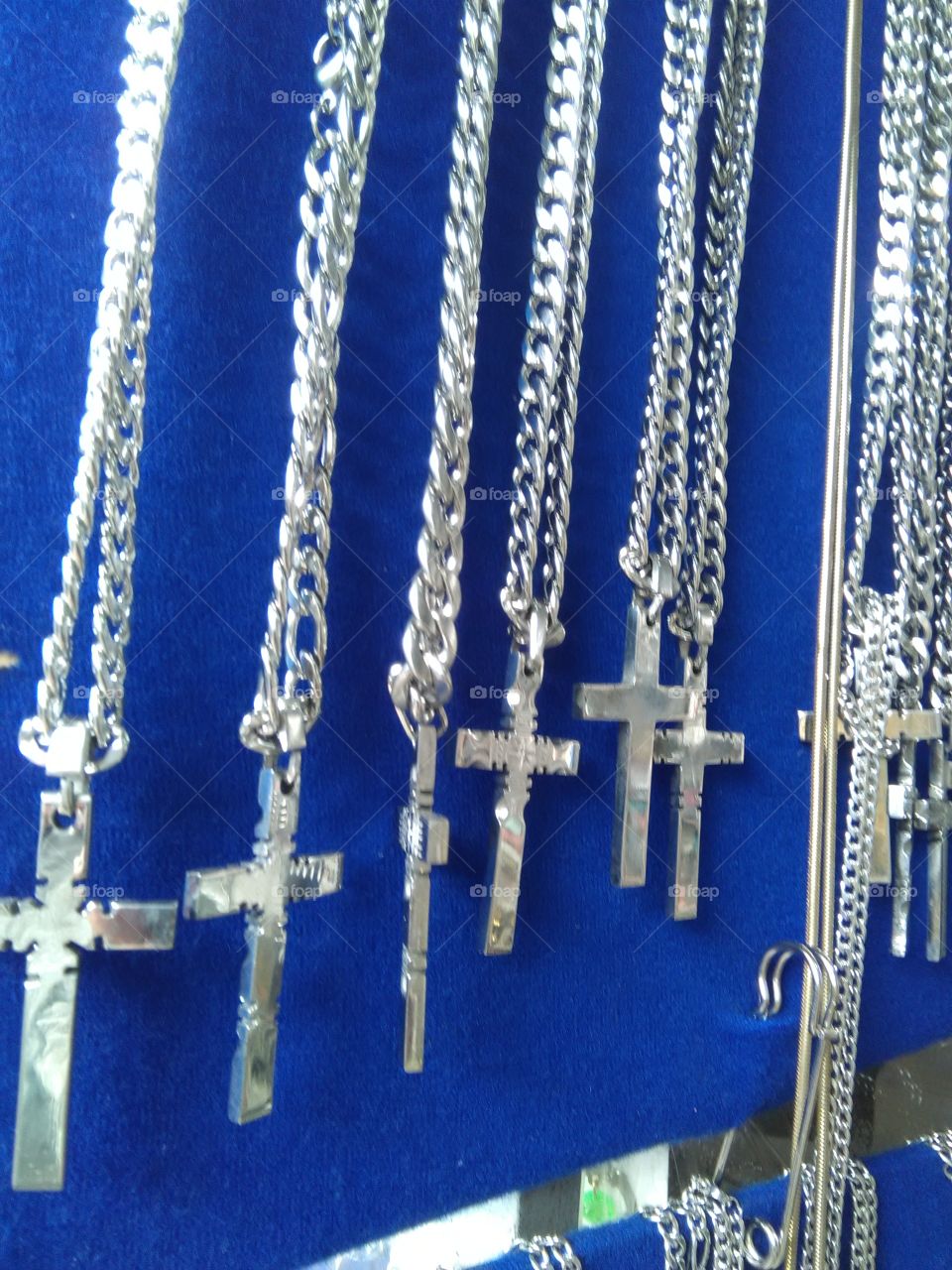 cadenas, chain, silver, plata, medallas, medals, joyas, jewelry, crucifixes, cruces