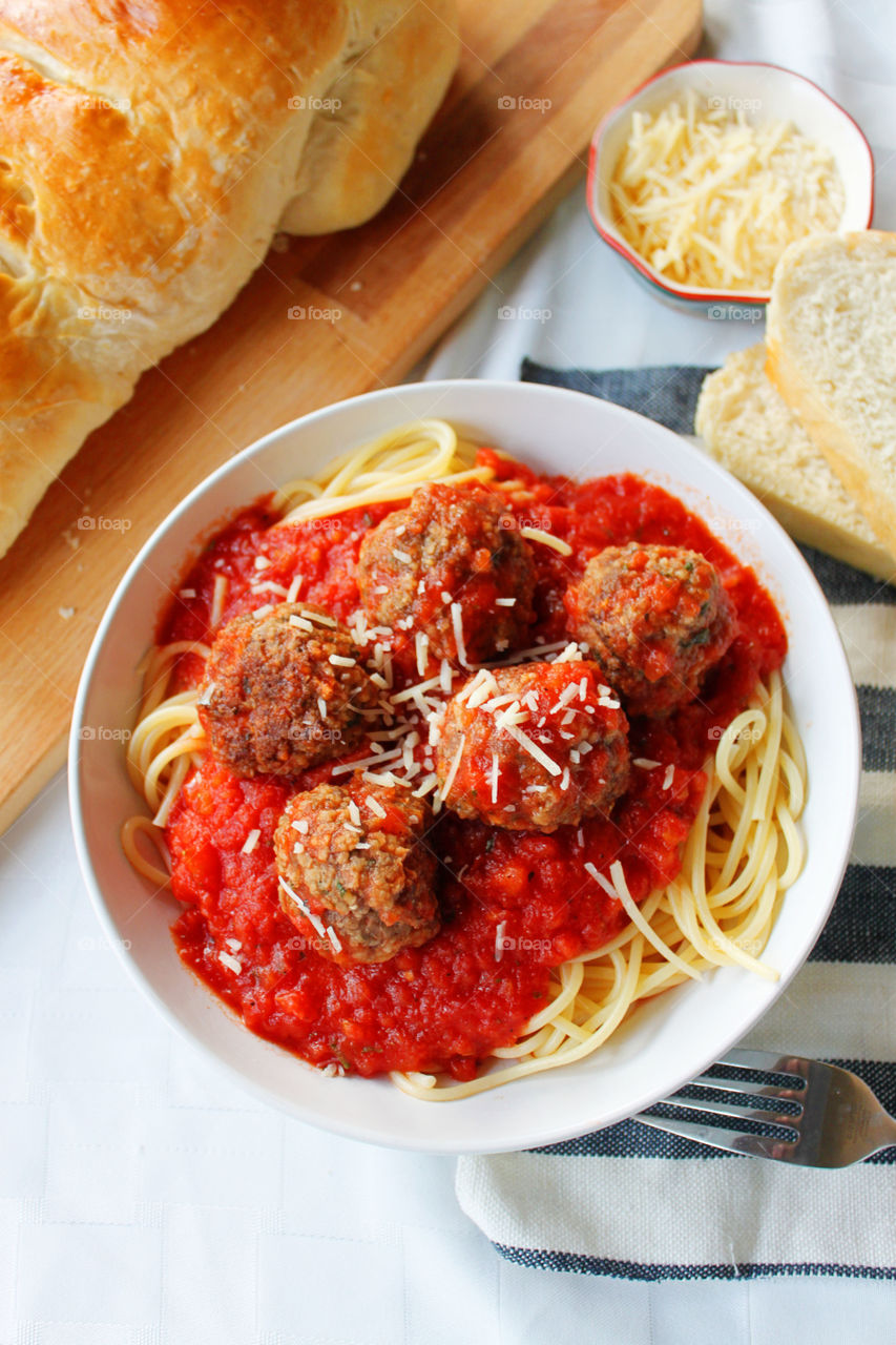 Spaghetti and meatballs in red sauce