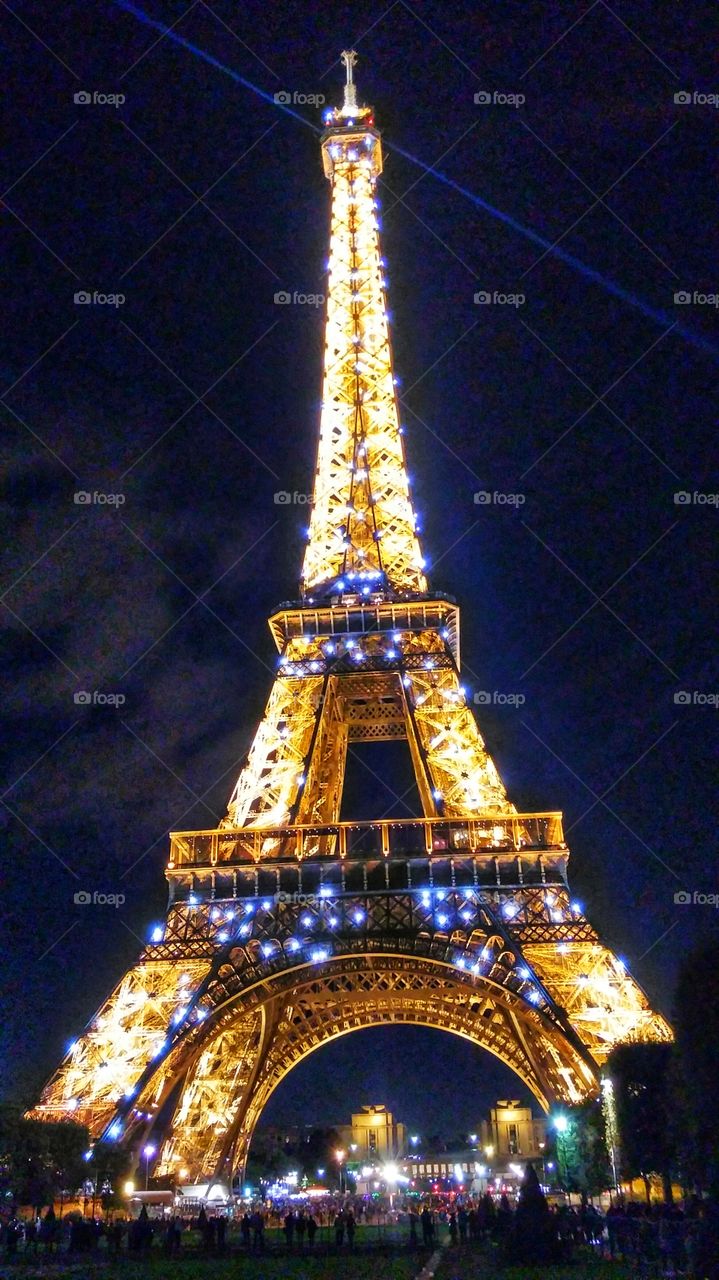 Eiffel tower with lights at night