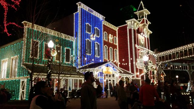 Christmas Lights at Silver Dollar City