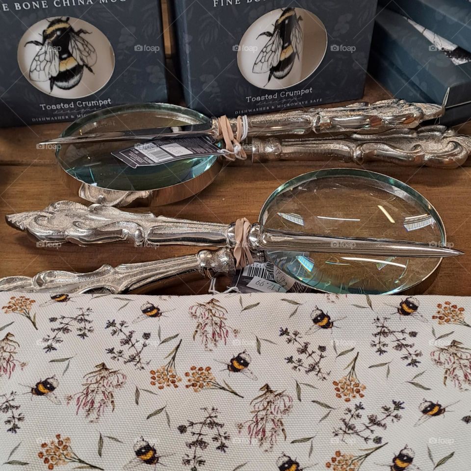 pretty bee shop display glass napkins white wooden