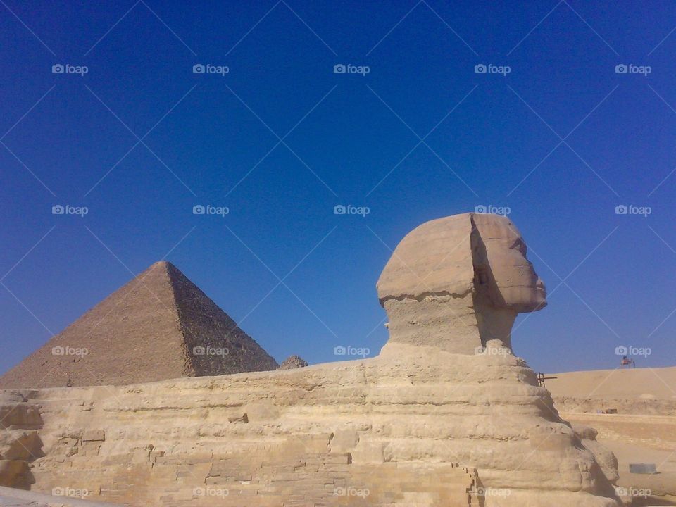 Sphinx pyramid
