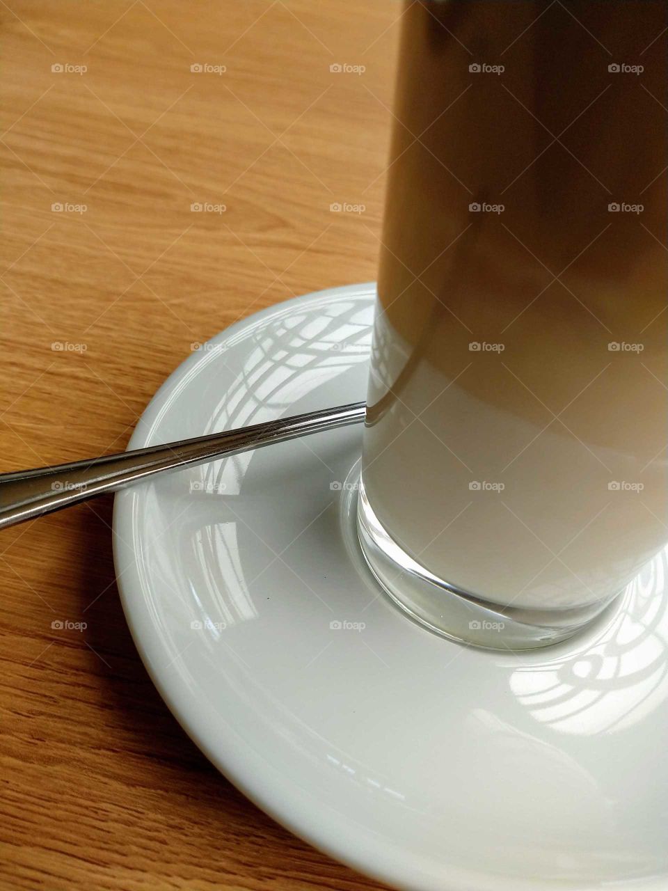 Cafe latte shadows