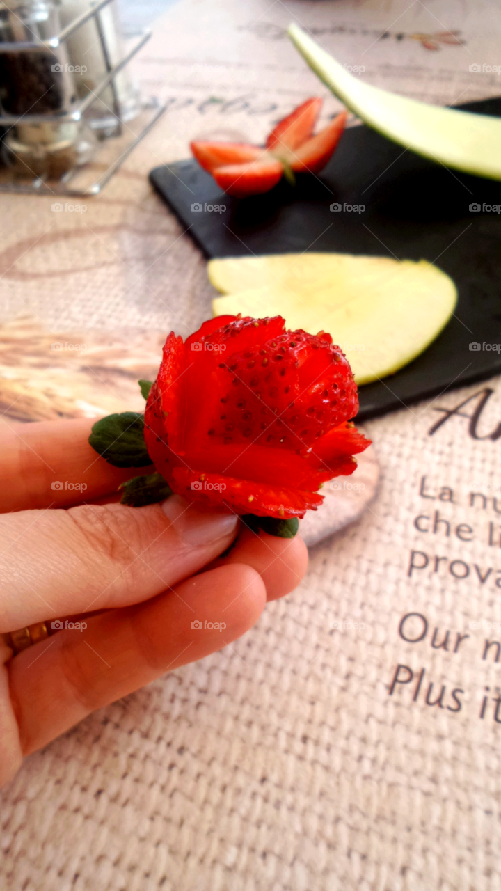 rose fruit