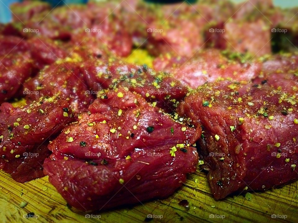 Seasoned meat