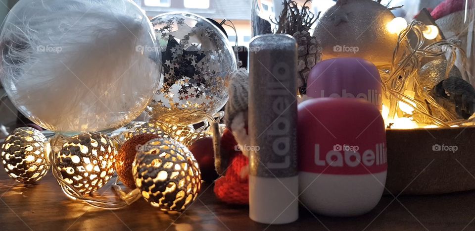 Merry Christmas Everyone with Labello