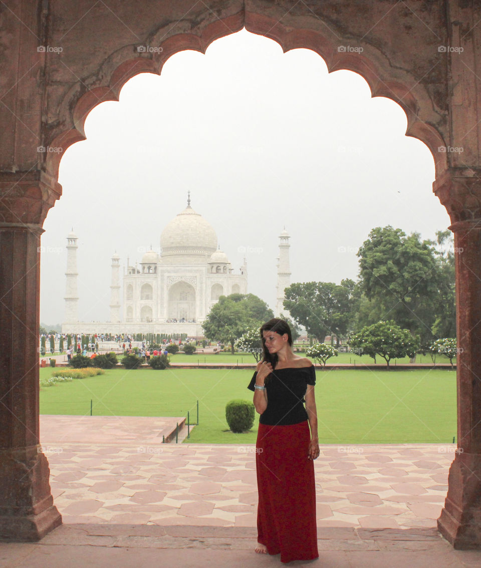 Women in Taj Mahal