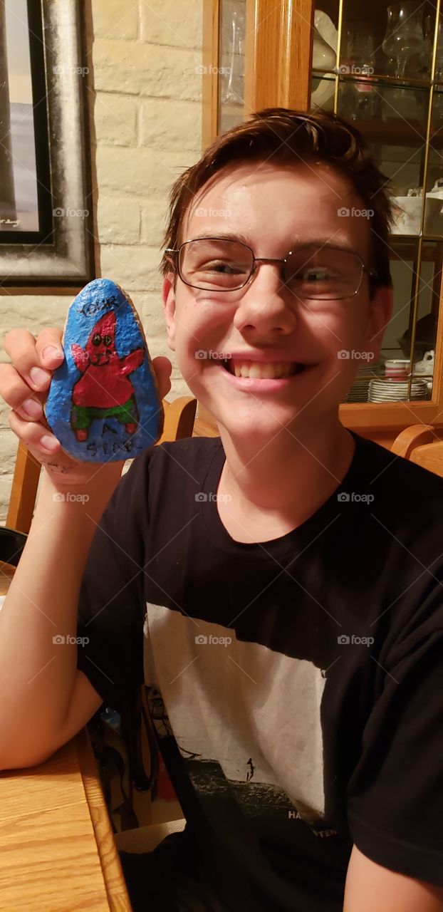 painting rocks & hiding them for kindness & others to find