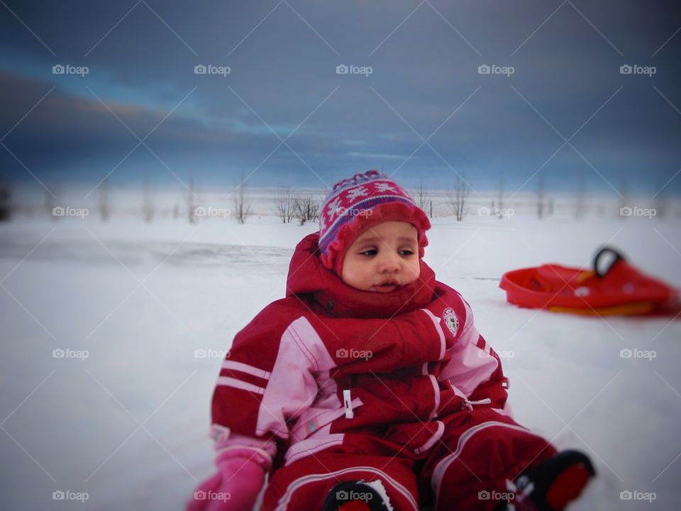 All played out, exhaustion from the many layers needed to be comfortable in an Icelandic winter.  Many children and parents know this site.  Time for some hot coco and a 😴